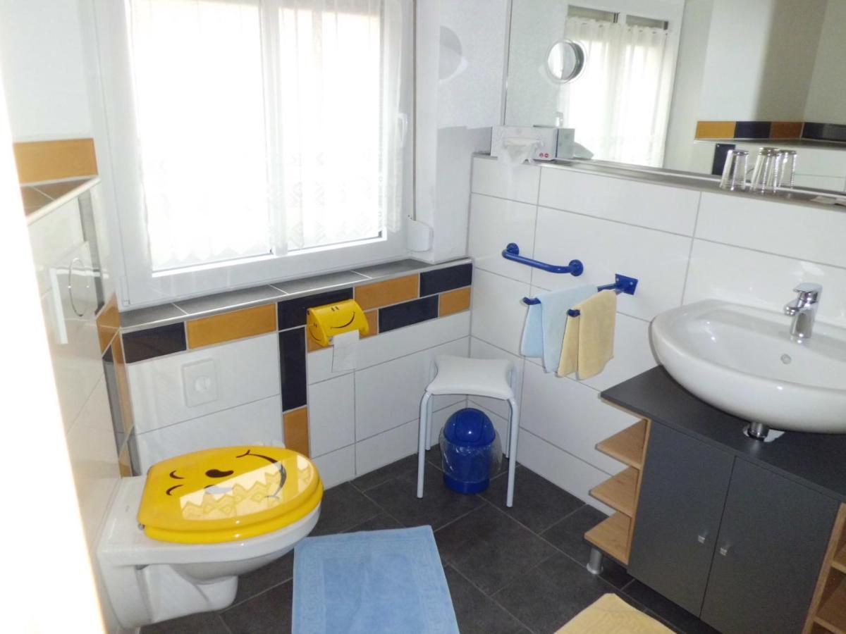 Large Single Room,1247426158:JPEG