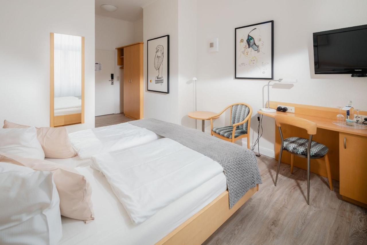 Deluxe Double Room,1247497852:JPEG