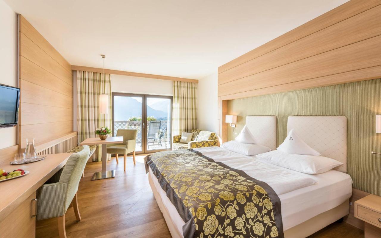 Double Room Mountain View