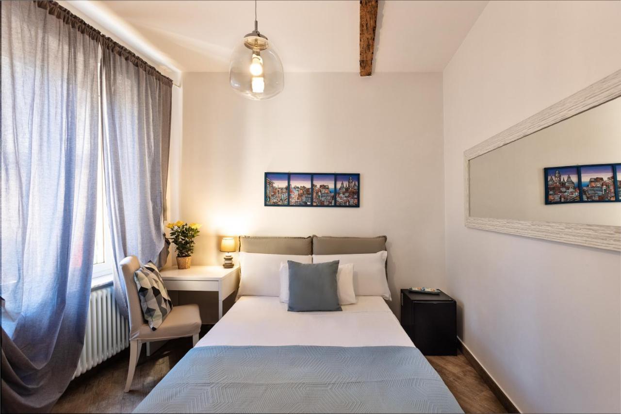 Standard Double Room,1251659365:JPEG