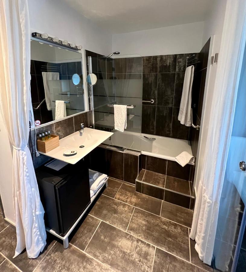 Superior King or Twin Room