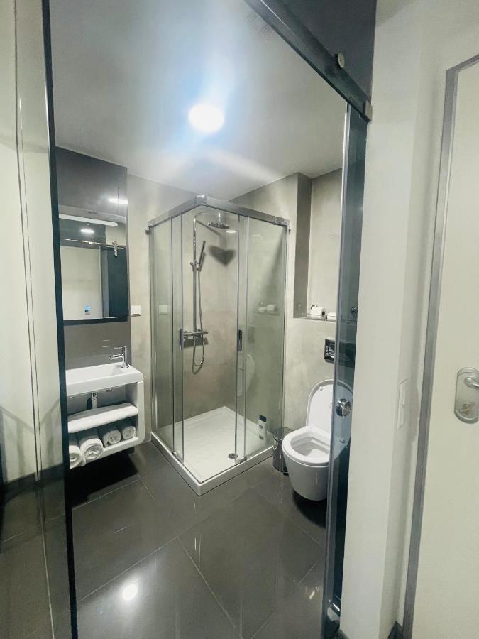 Double Room Private Bathroom,1249458871:JPEG
