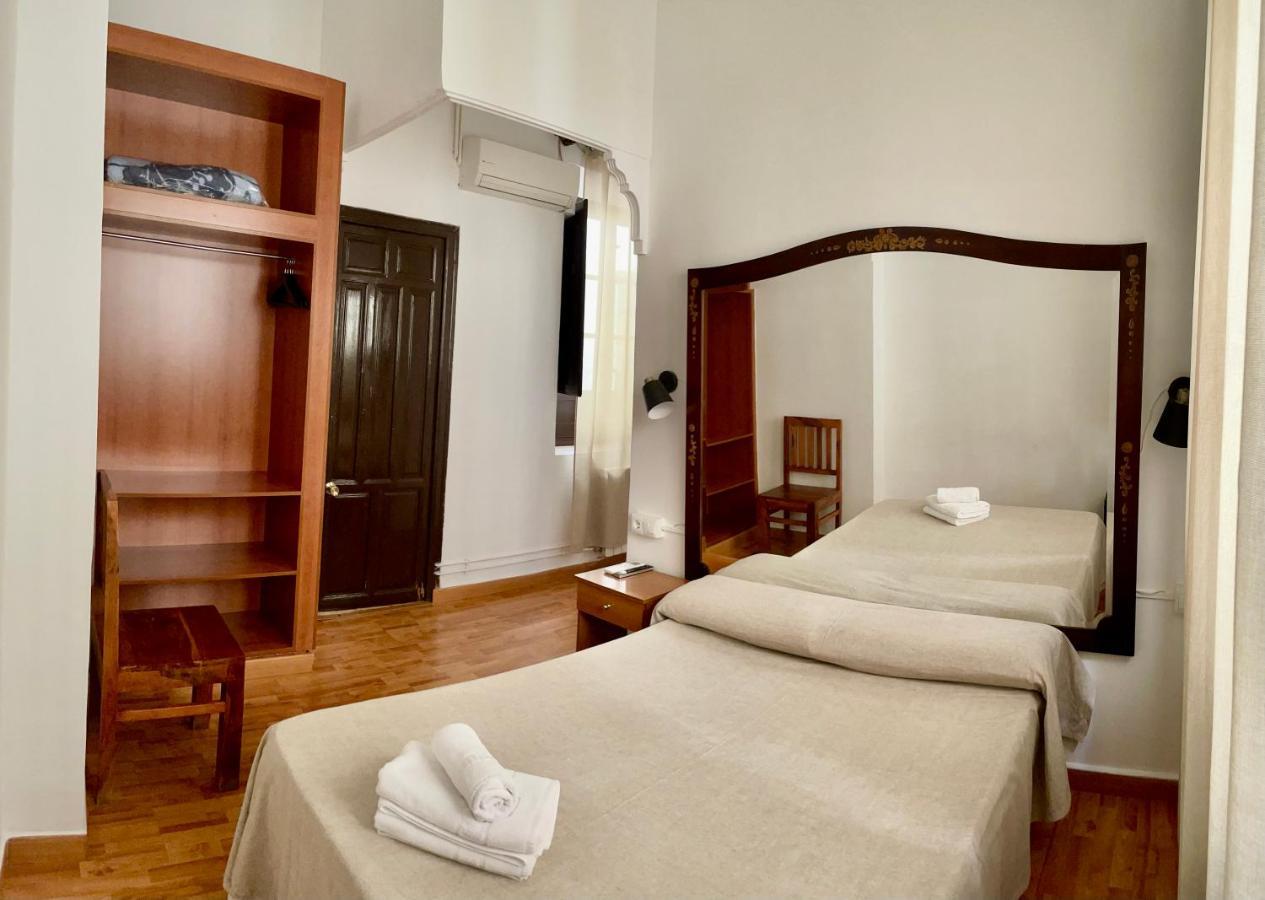 Double Room,1260915073:JPEG