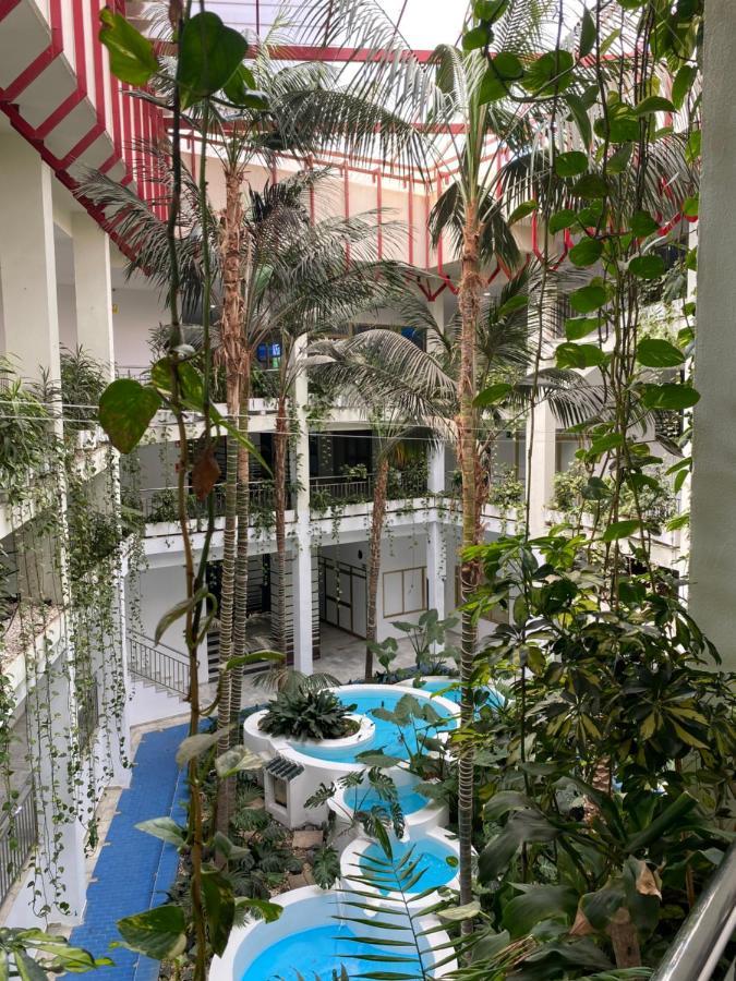 Studio Balcony,1250216680:JPEG