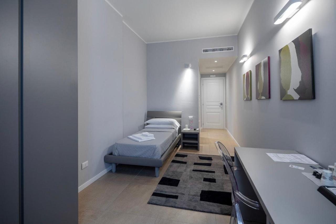 Deluxe Single Room,1251597898:JPEG