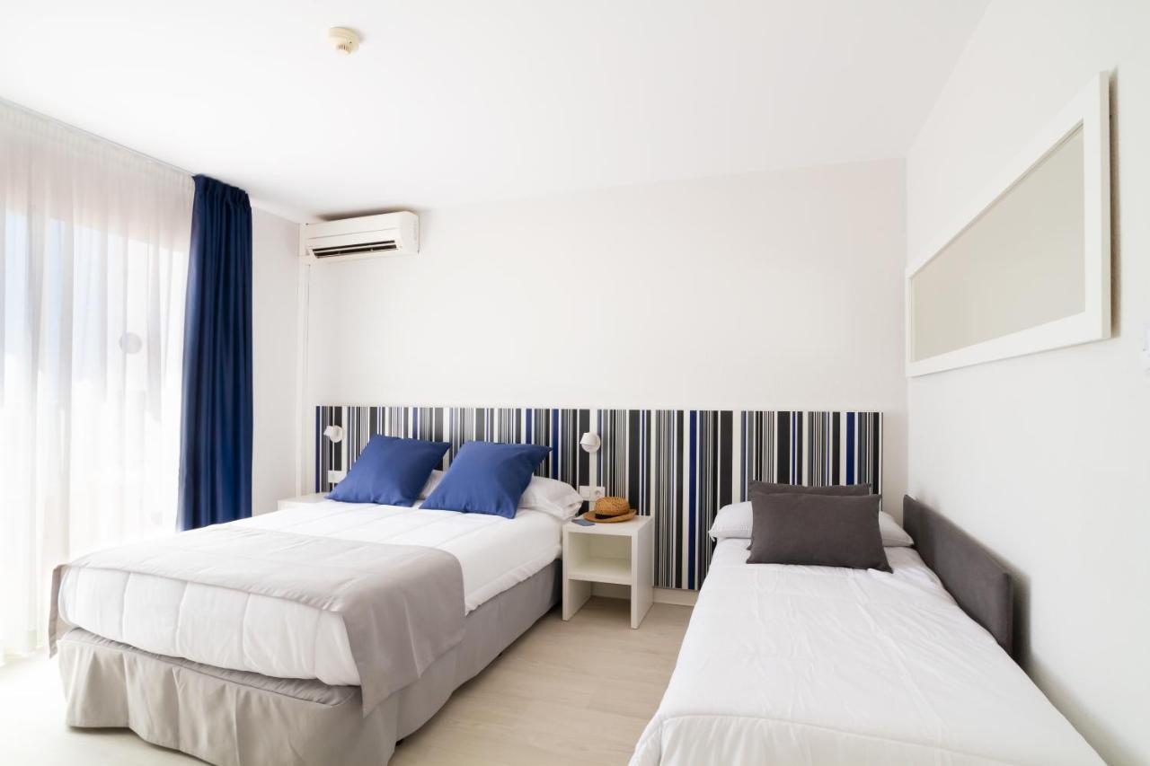 Economy Triple Room