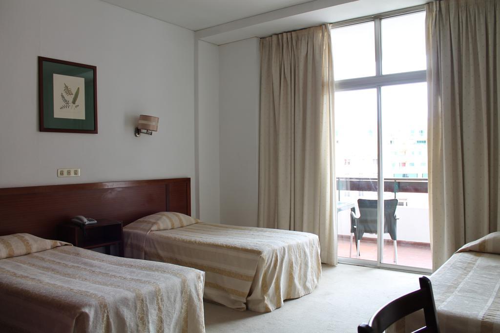 Triple Room,125291193:JPEG
