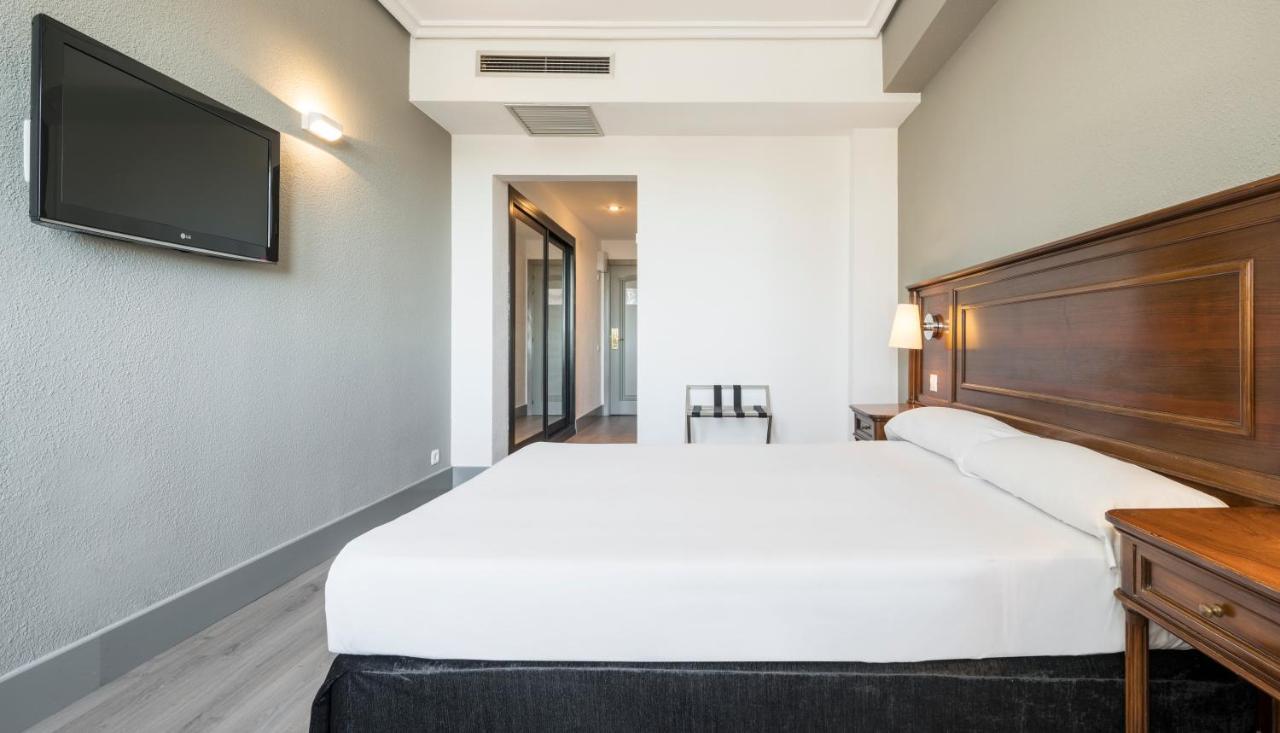 Double Room Pet Friendly,1252113355:JPEG