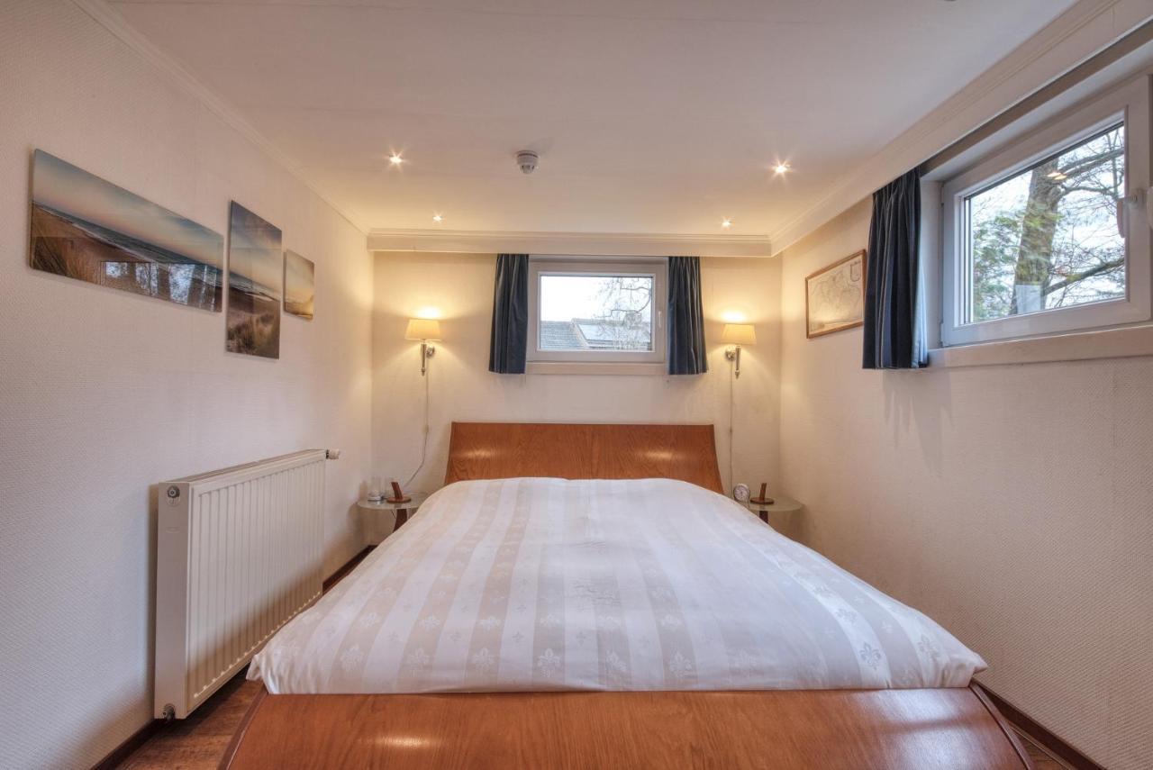Zeeland Room,38314252:JPEG