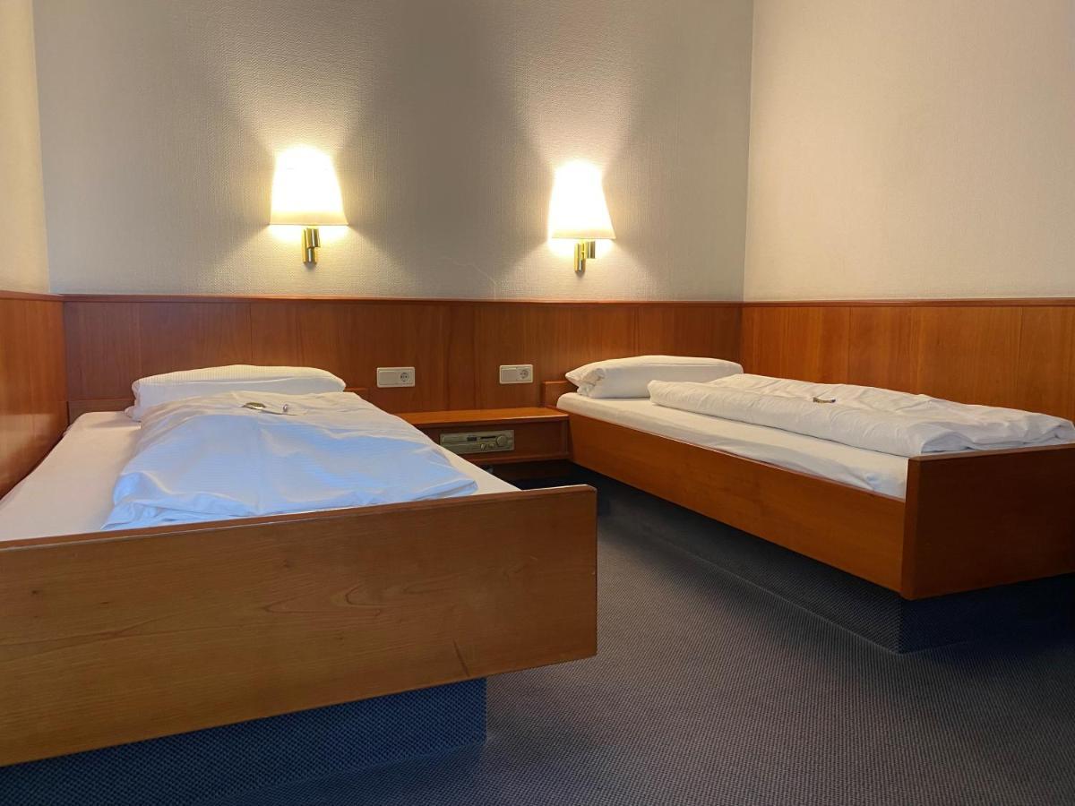 Standard Twin Room,1253406514:JPEG