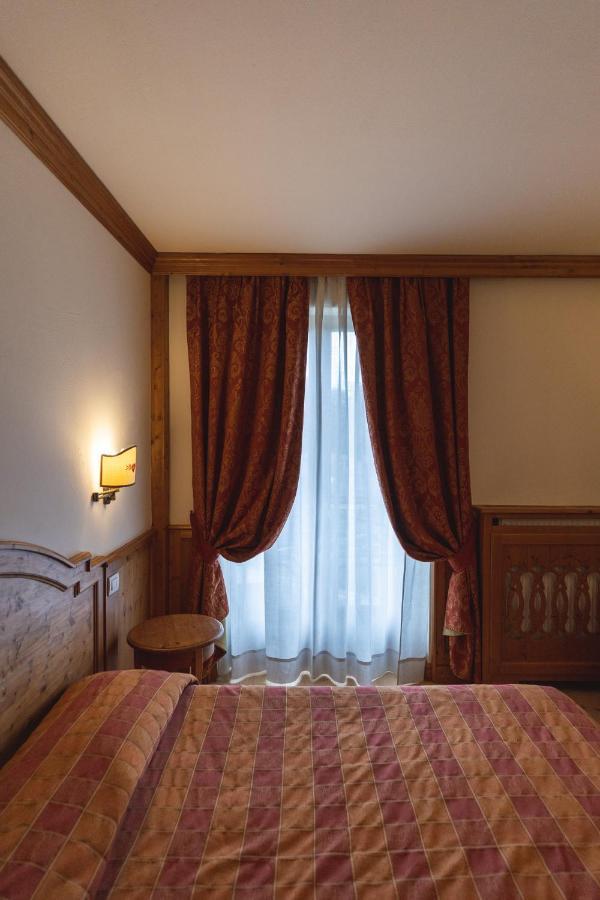 Standard Double or Twin Room with Balcony,1253273869:JPEG