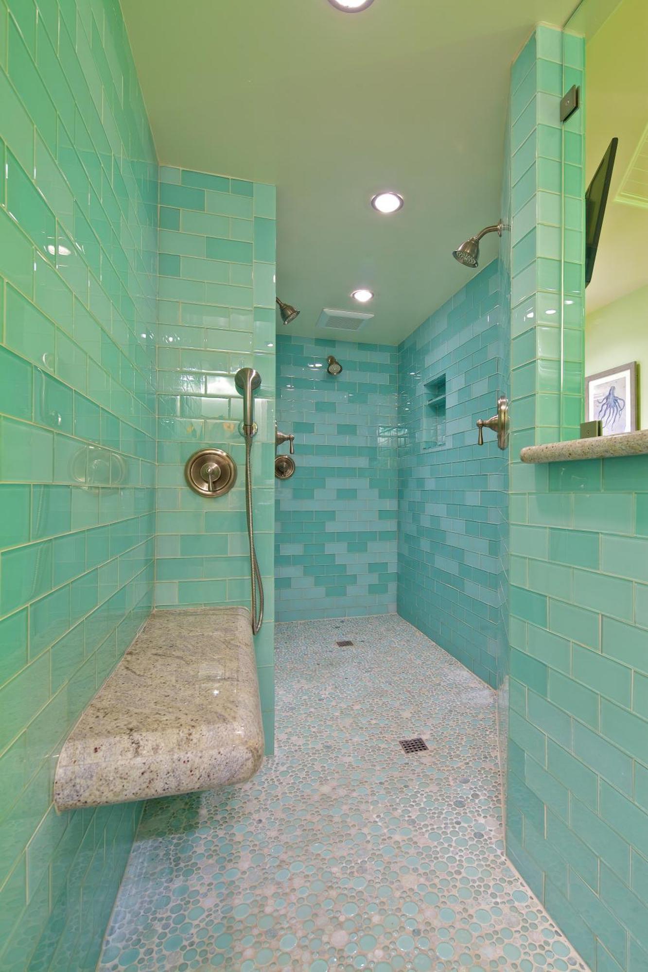 Luxury Three-Bedroom Suite,1253469001:JPEG
