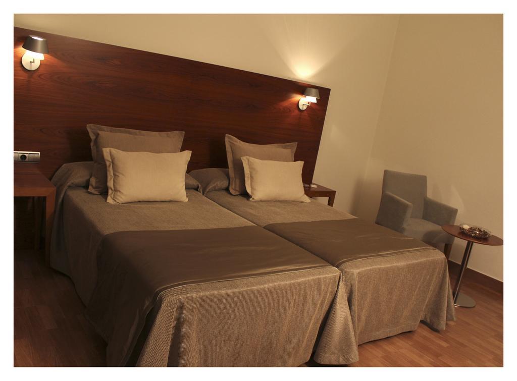 Interior Double or Twin Room,1588089759:JPEG