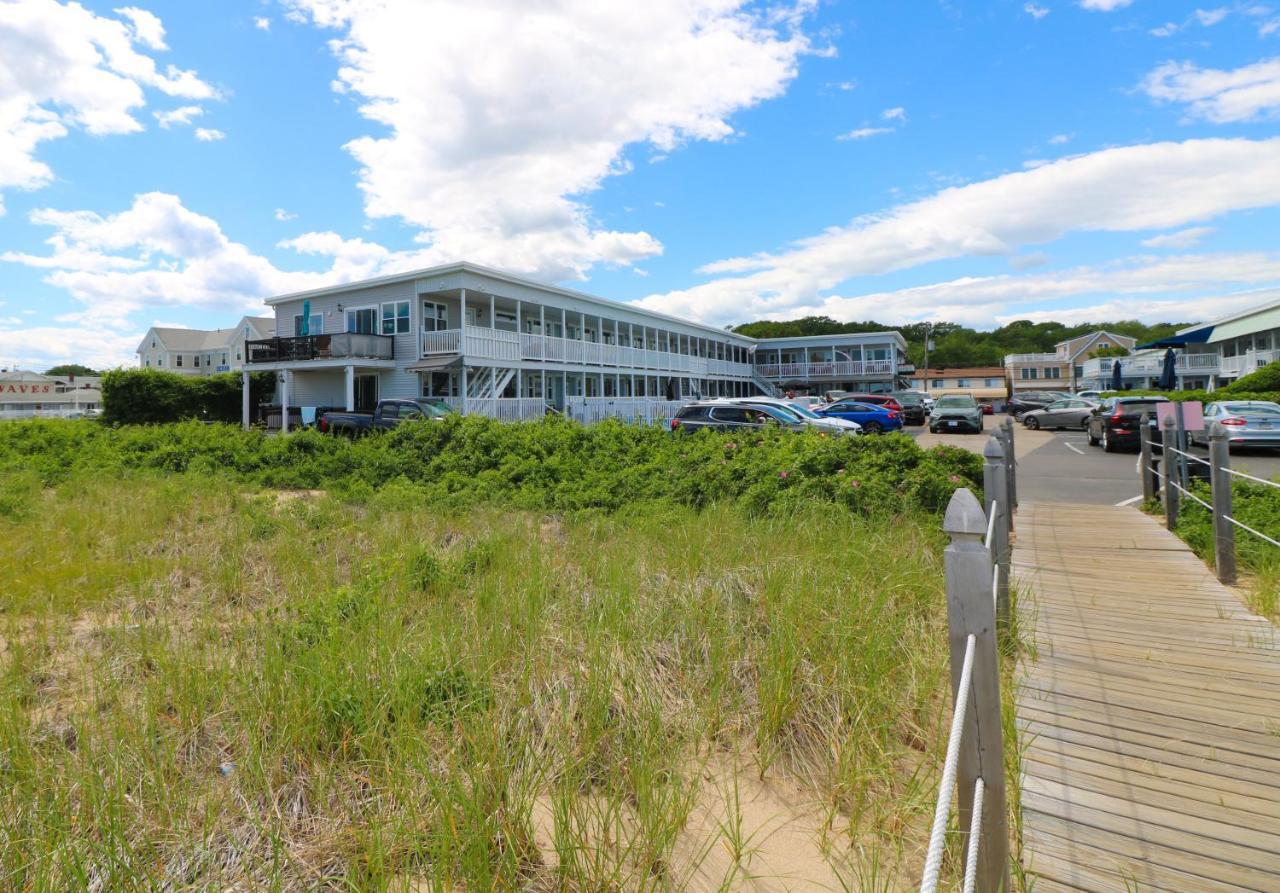 Ocean View Deluxe 2 Queens 1st or 2nd floor