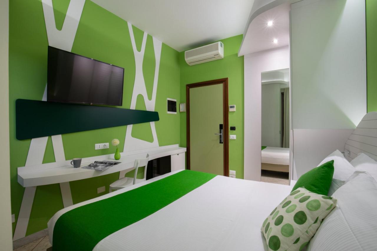 Classic Double Room Balcony,1249573084:JPEG