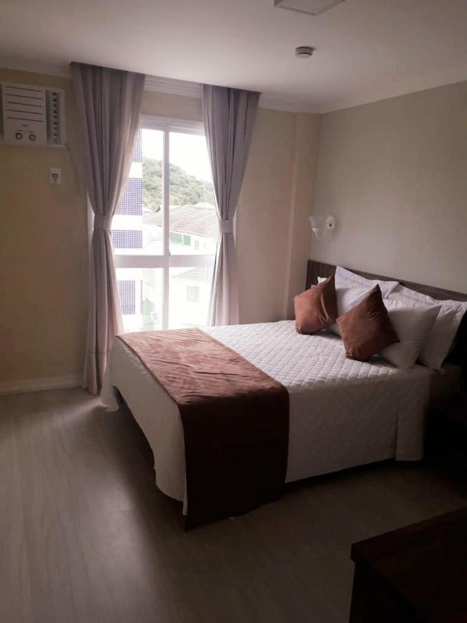 Single Room,1259979409:JPEG