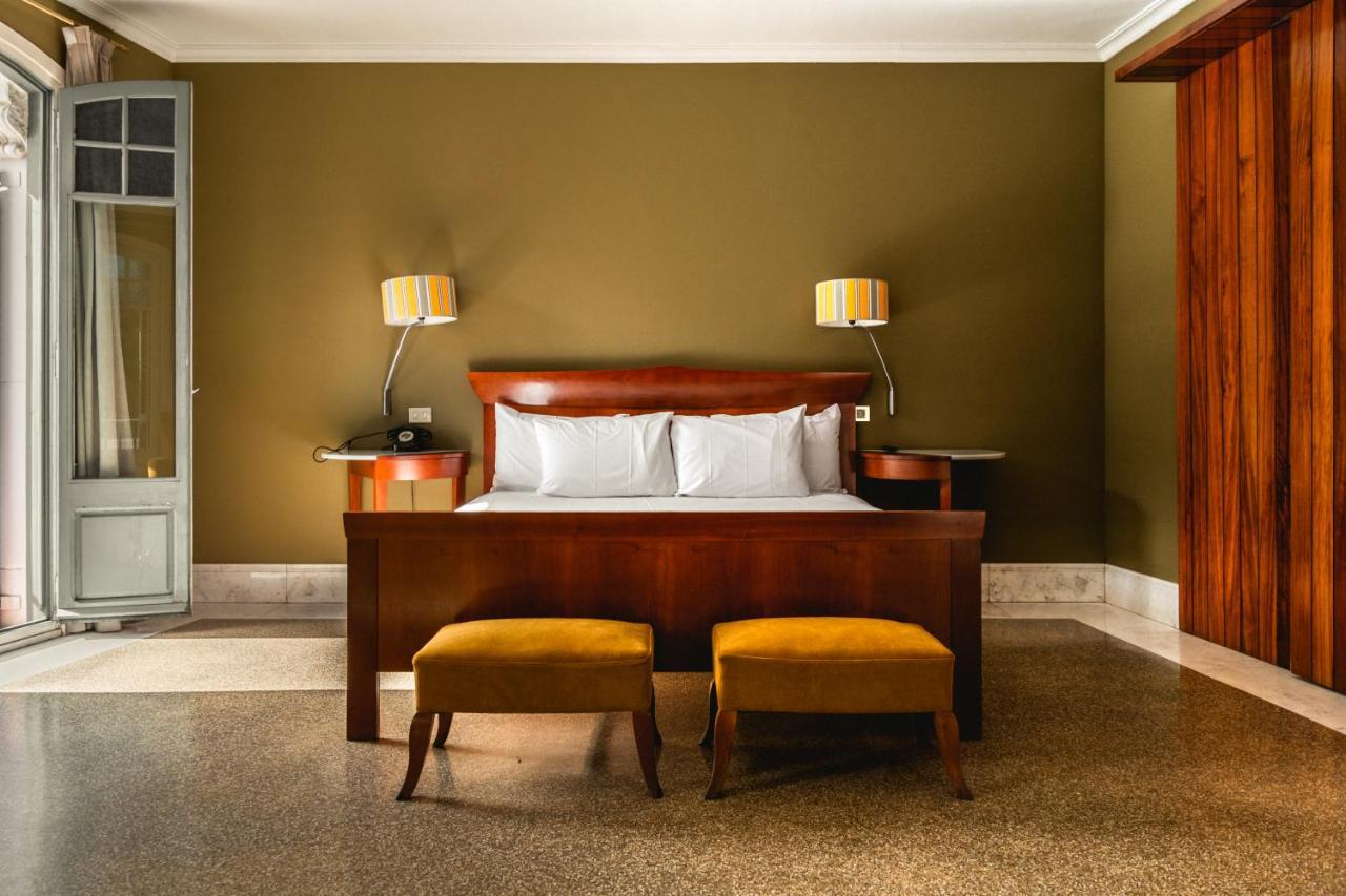 Deluxe Room,1260816133:JPEG