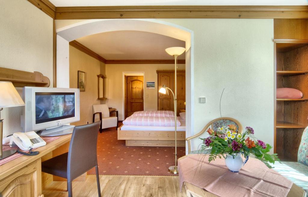Large Double Room