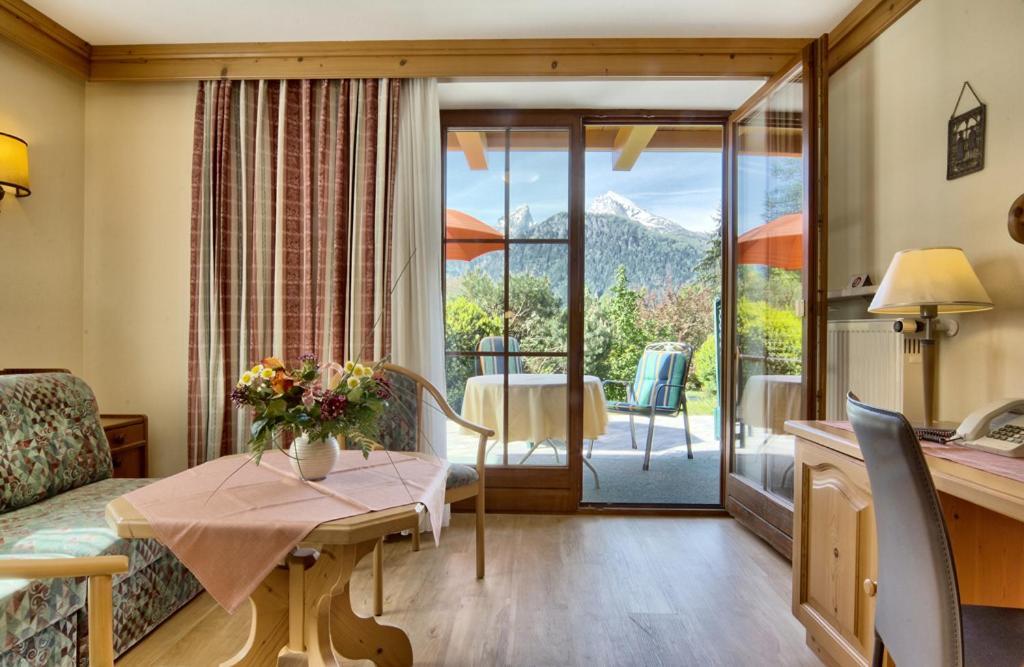 Large Double Room