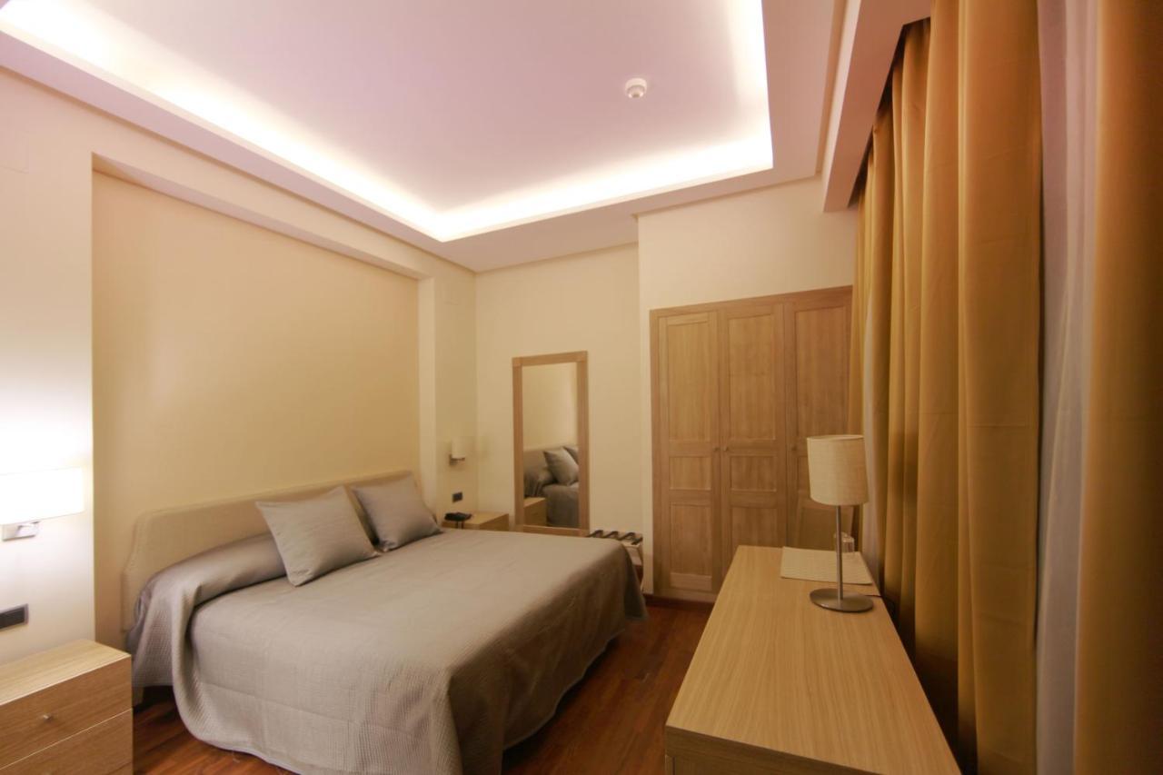 Interior Double Room,1589355664:JPEG
