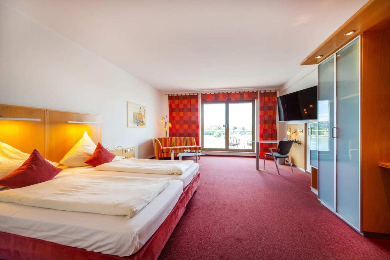 Deluxe Double Room Balcony River View