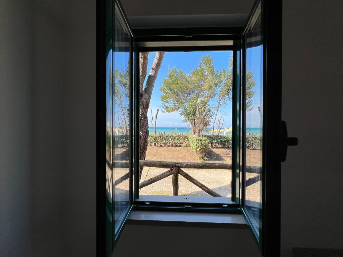 Bungalow Beach Front