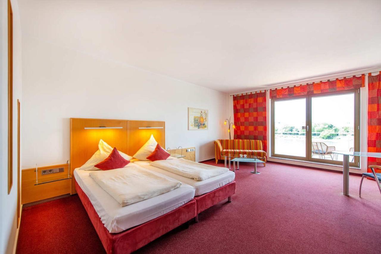 Deluxe Double Room Balcony River View