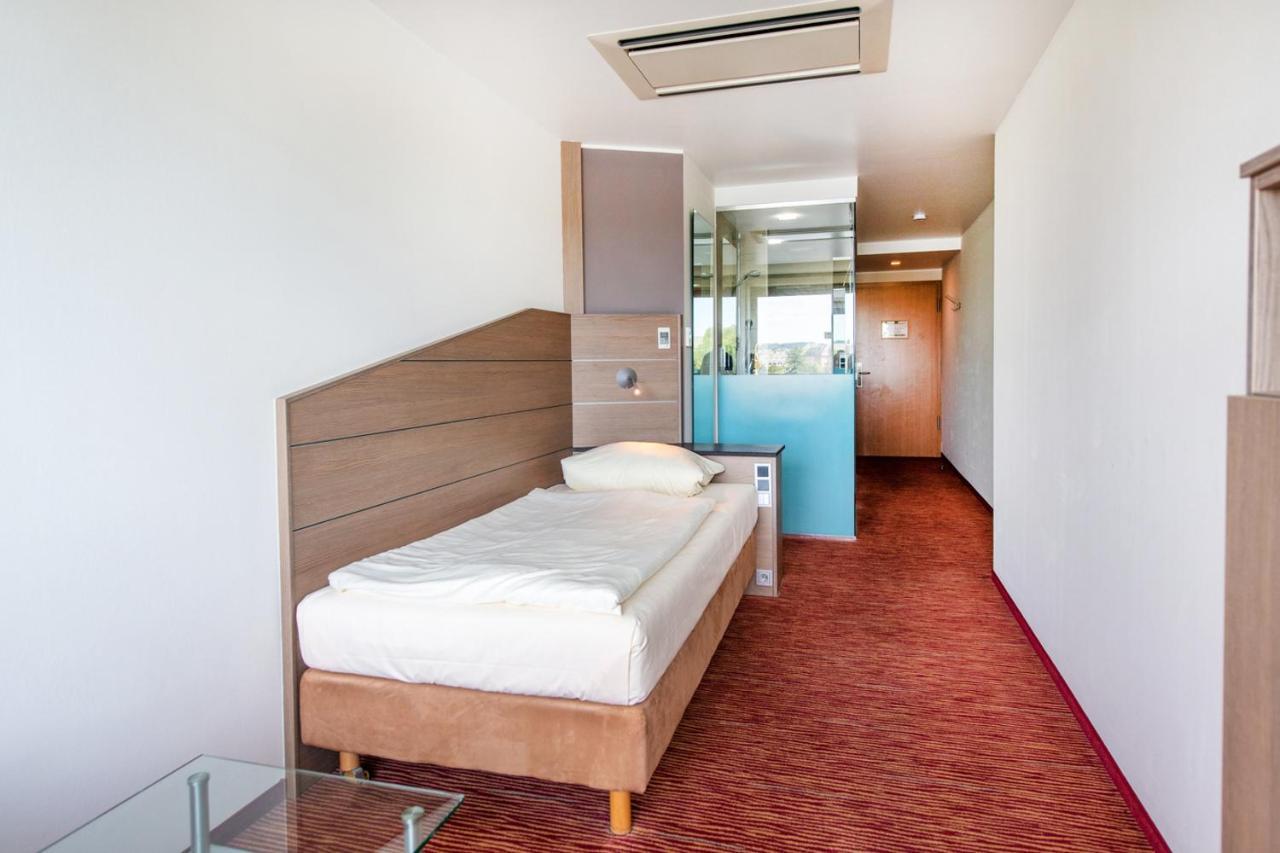Superior Single Room River View