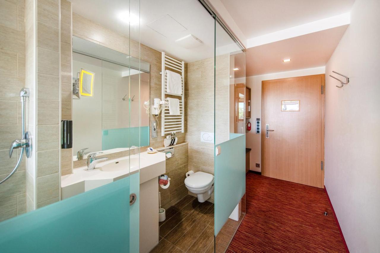Superior Single Room River View