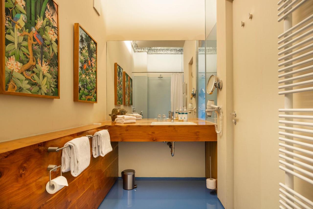 Large Studio Kitchenette Balcony