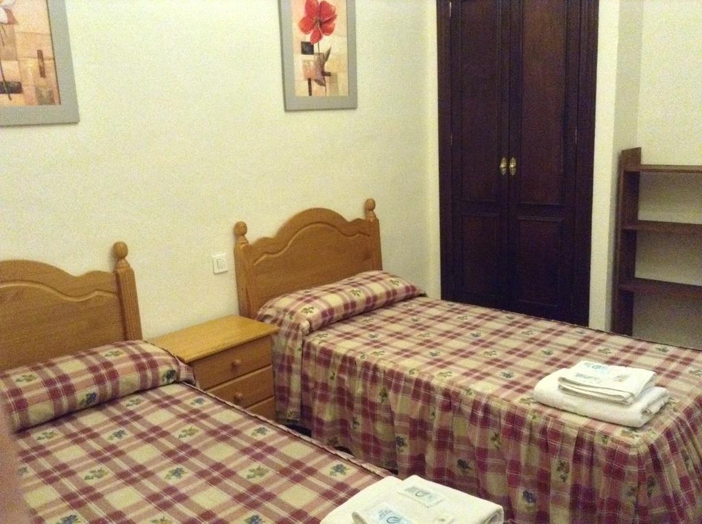 Double or Twin Room,125804481:JPEG