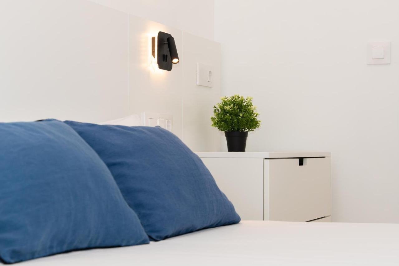 Mixed Dormitory Room
