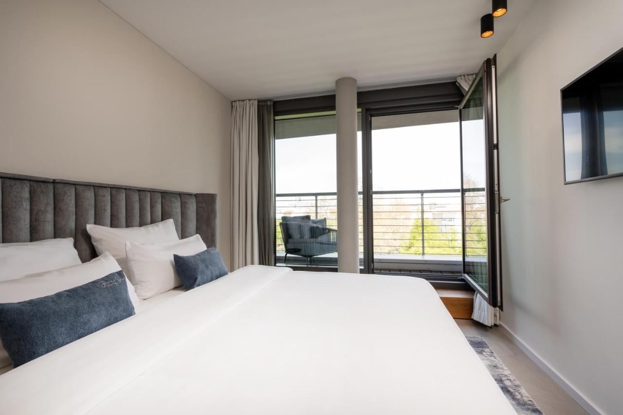 Studio Terrace