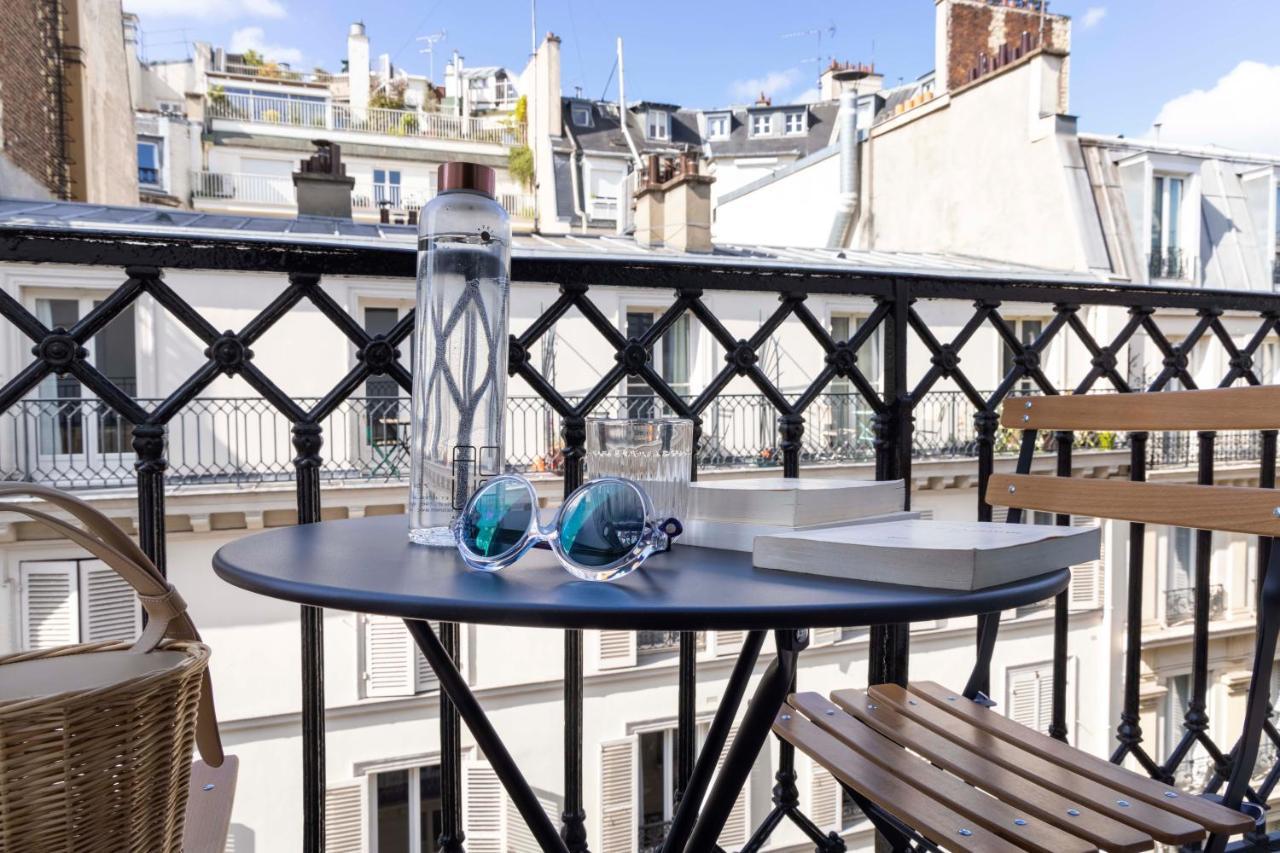 Very Bonne Chambre Balcony