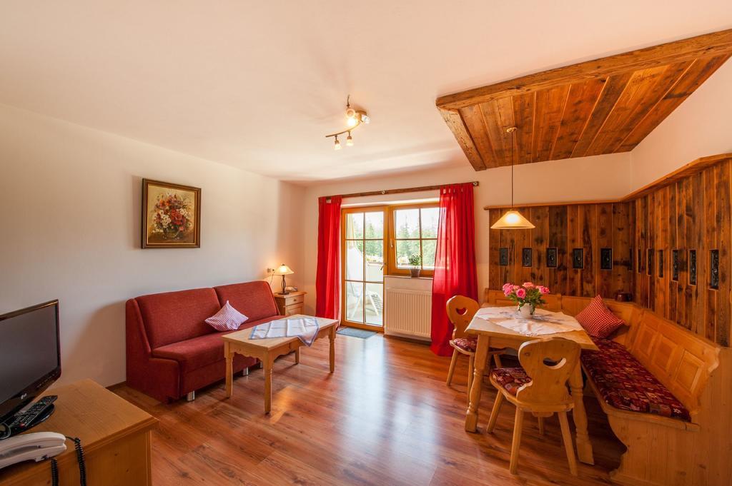 One-Bedroom Apartment with Balcony,126049662:JPEG