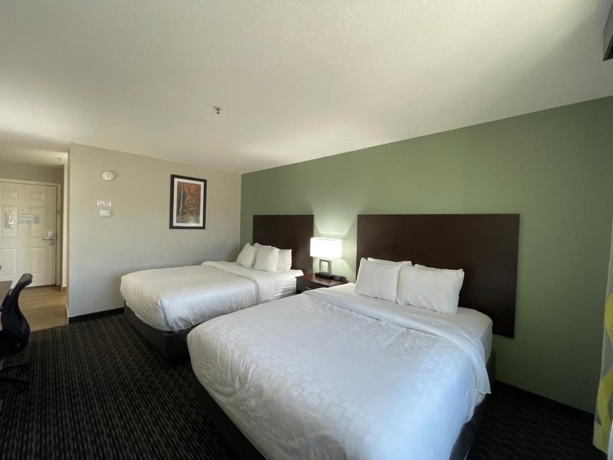 Deluxe Suite Two Queen Beds Non-Smoking