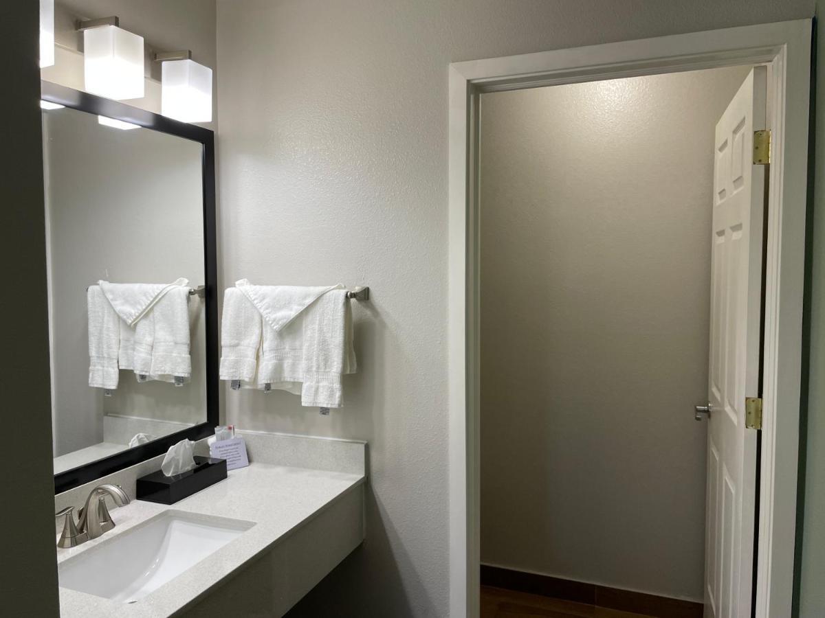 1 King Bed Jetted Tub Suite Non-Smoking