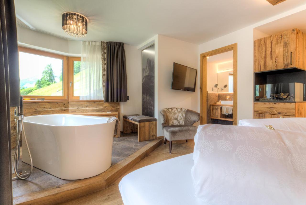 Junior Suite,1260726241:JPEG