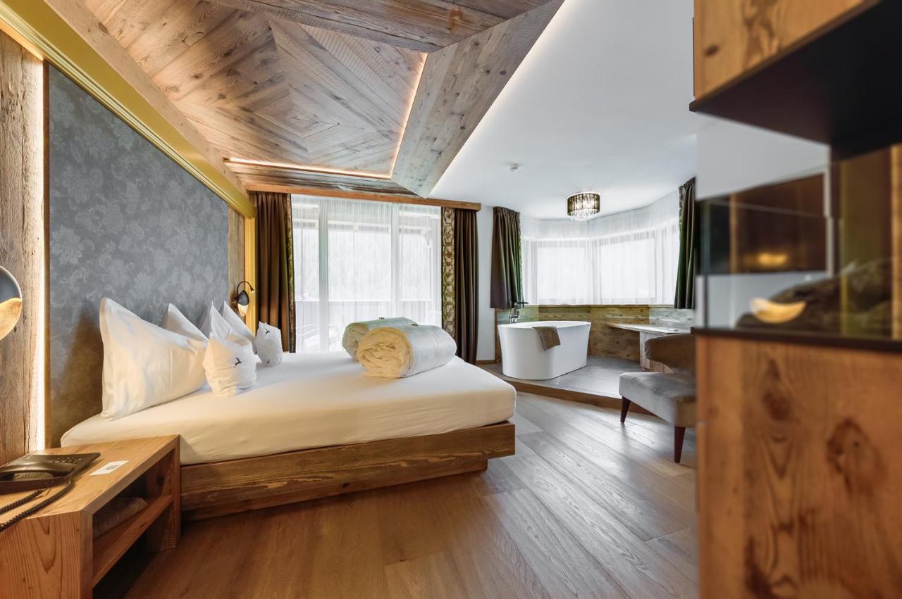Junior Suite,1260726241:JPEG
