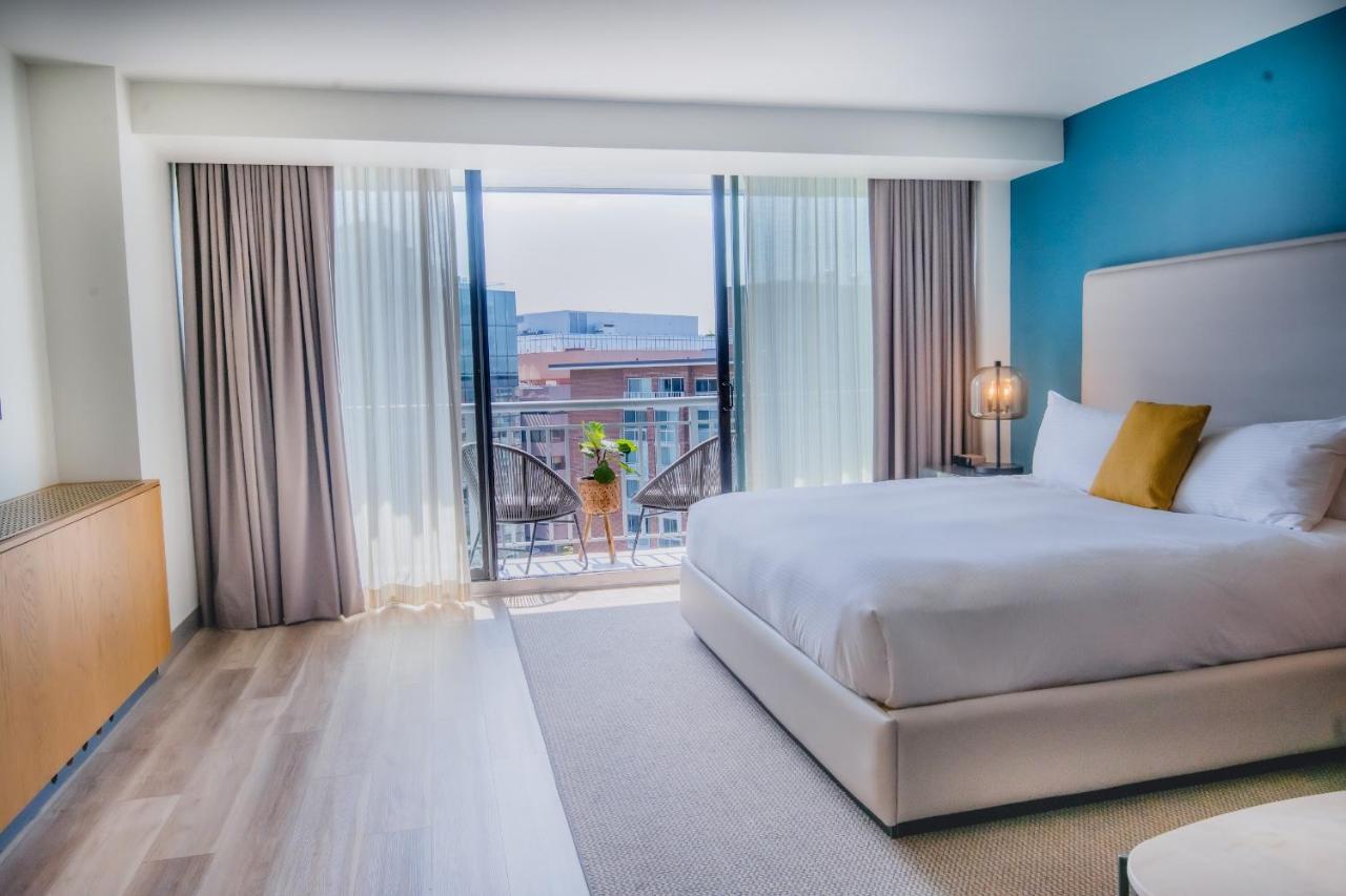 King Studio Suite Balcony