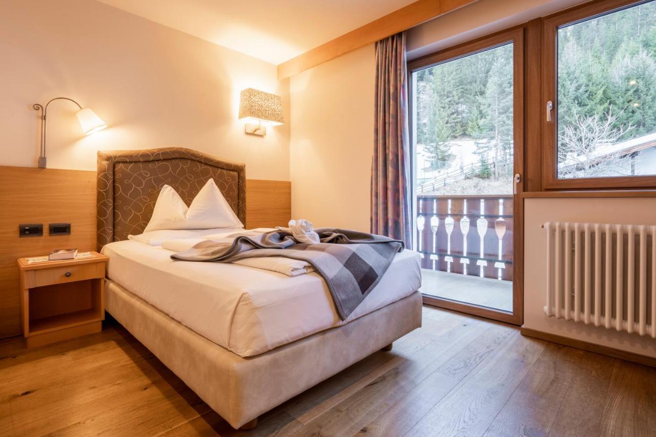 Single Room Balcony