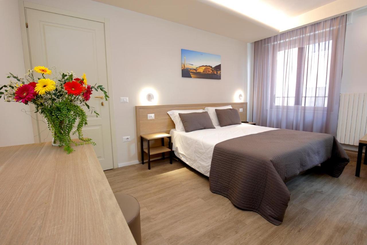 Triple Room,1077331594:JPEG