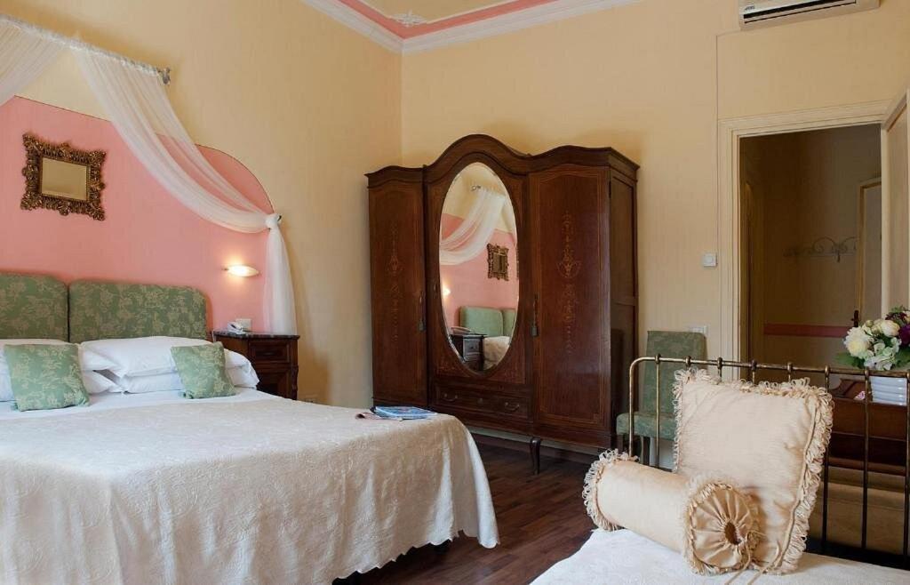 Triple Room Sea View