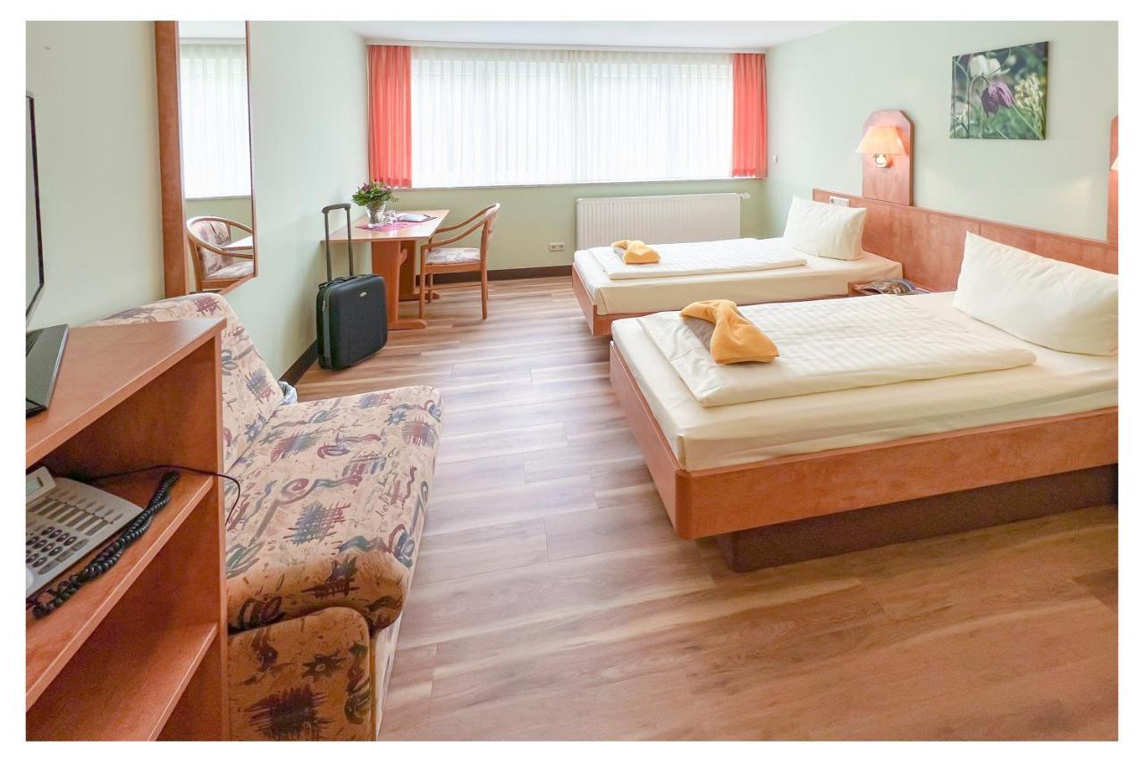 Twin Room,1263048700:JPEG