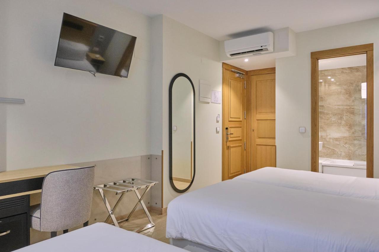 Double Room Extra Bed,1263375577:JPEG