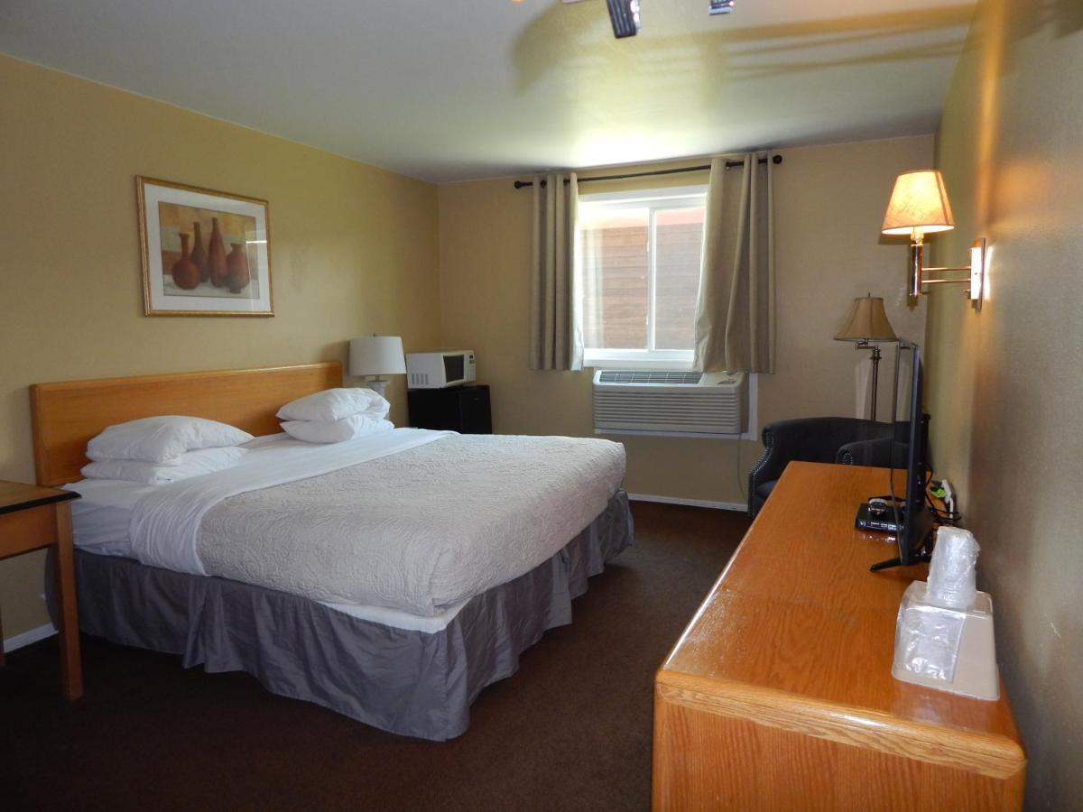 Double Room Two Double Beds