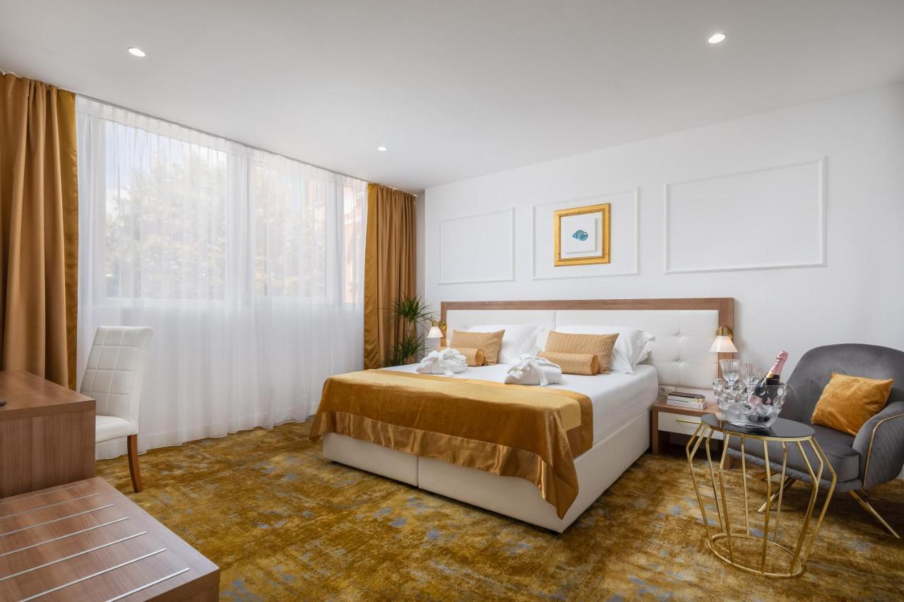 Comfort Double or Twin Room City View