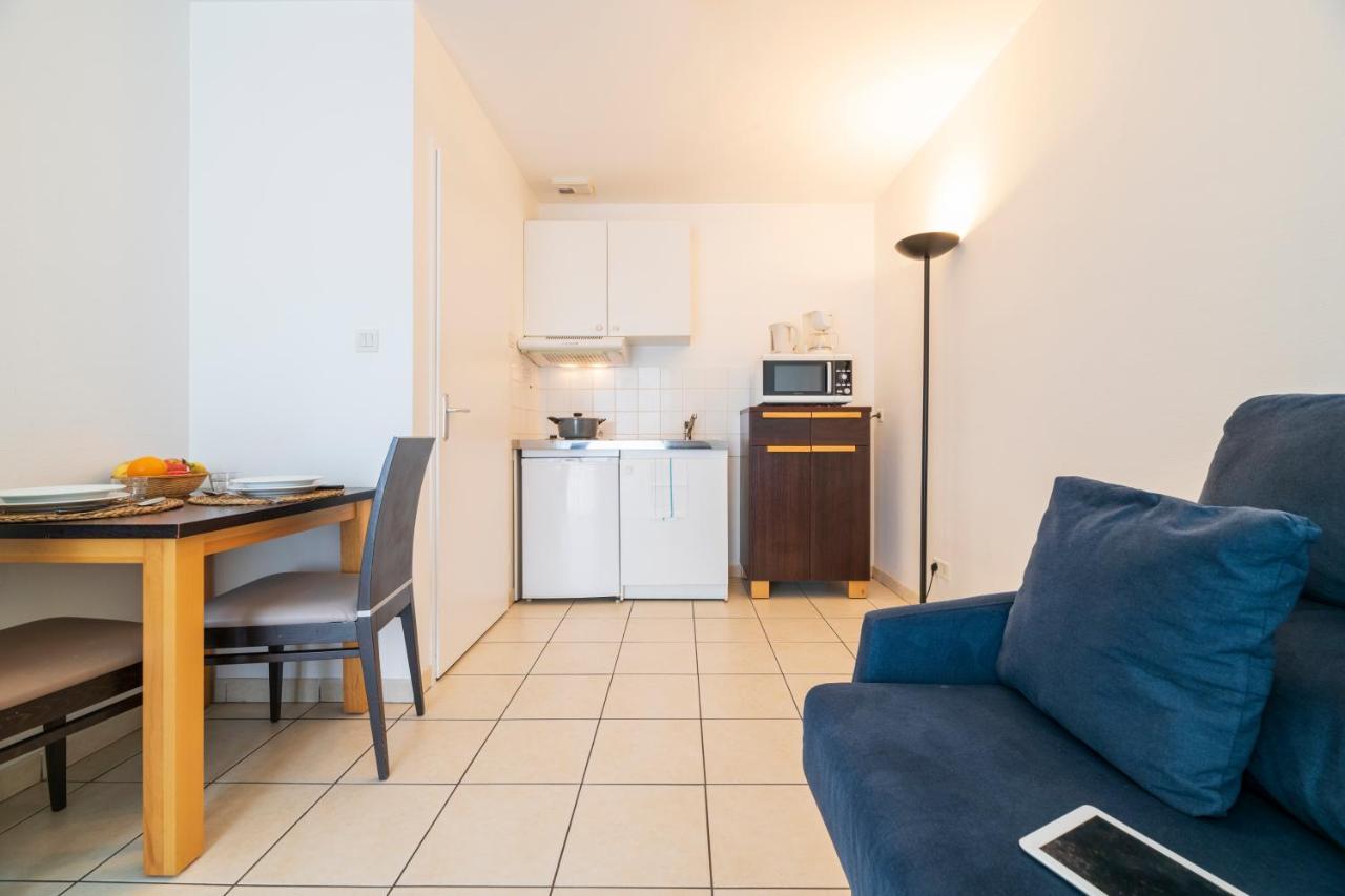 Studio Kitchenette