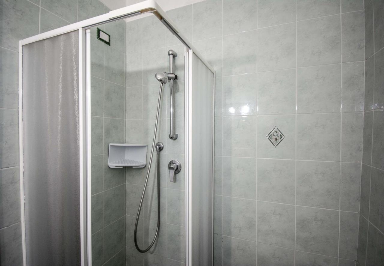 Classic Single Room,1264393375:JPEG