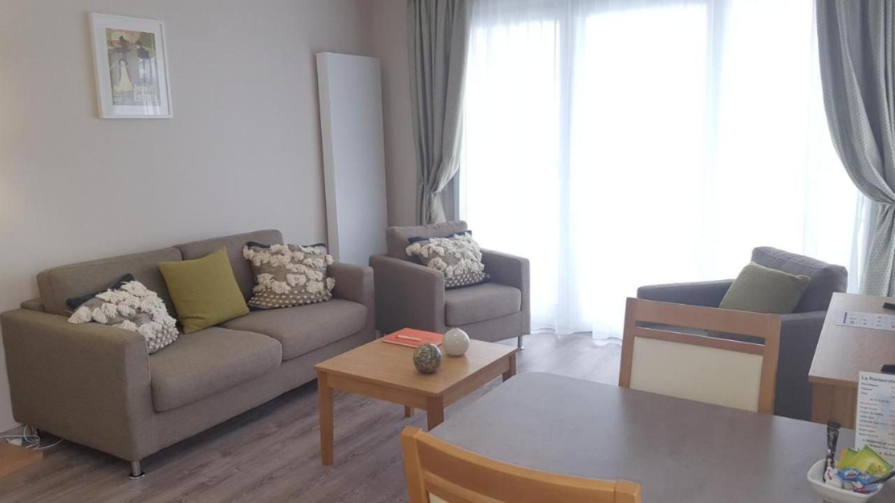 One-Bedroom Apartment,630116223:JPEG